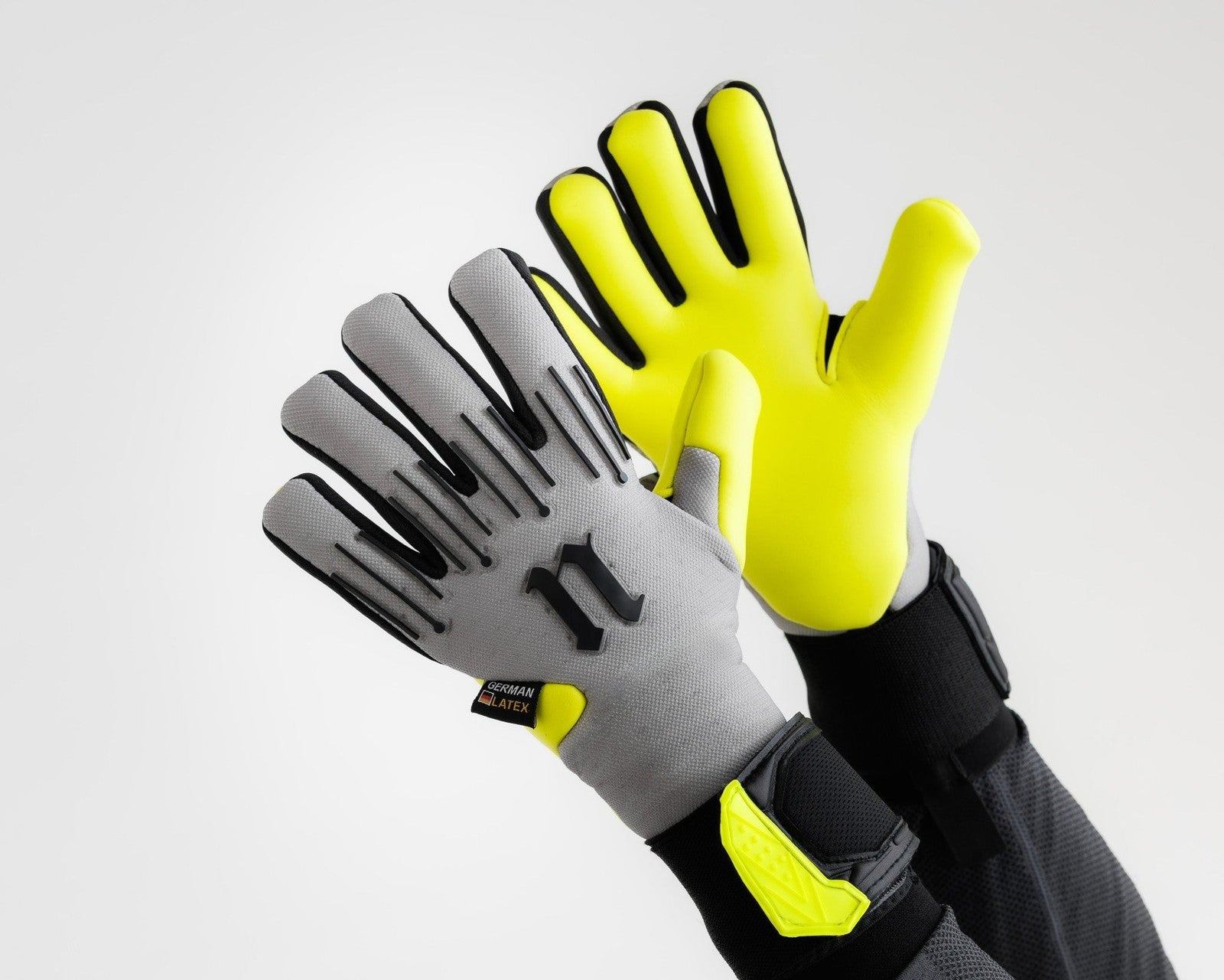 Grey Bolt Elite goalkeeper gloves