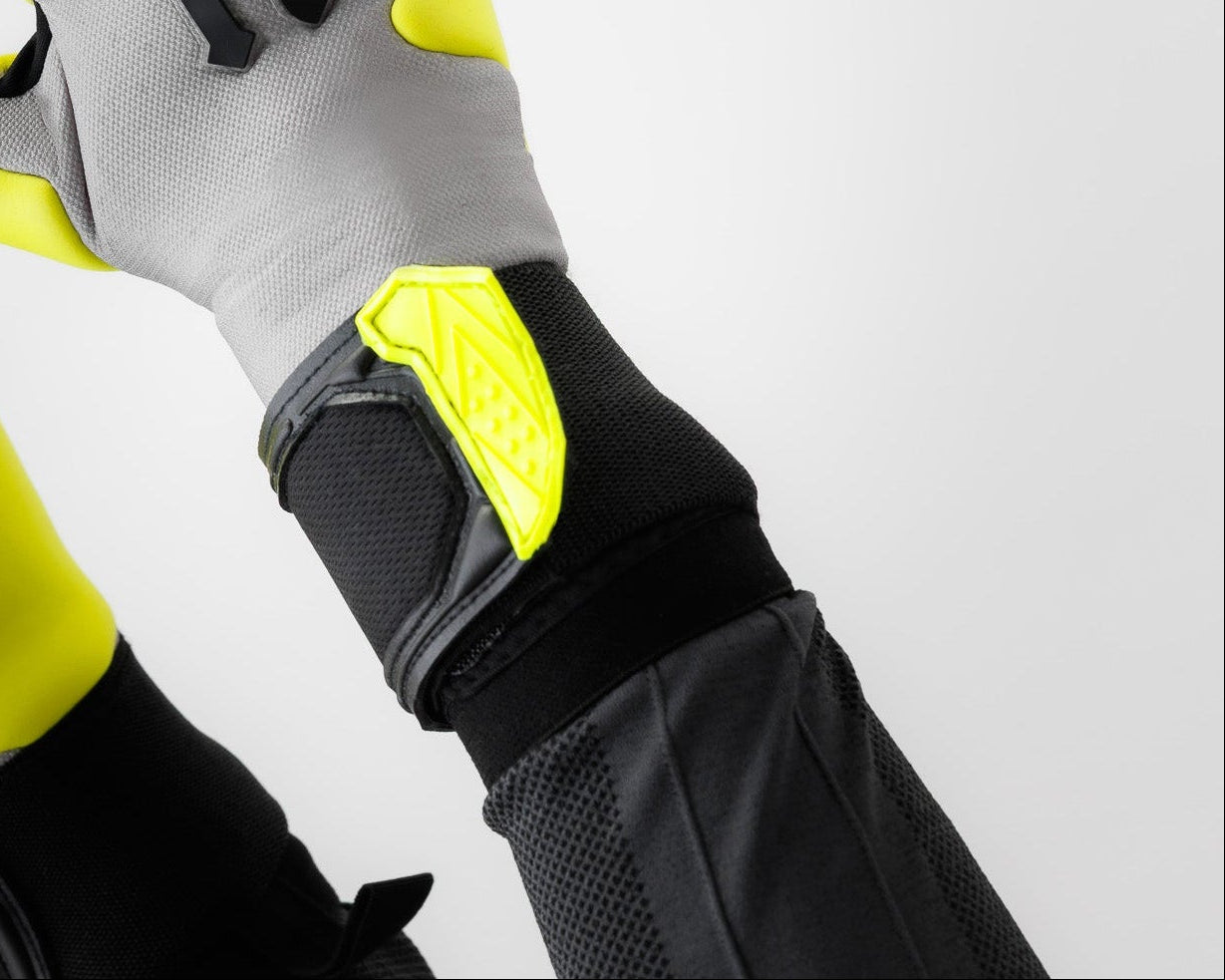 Grey Bolt Elite goalkeeper gloves