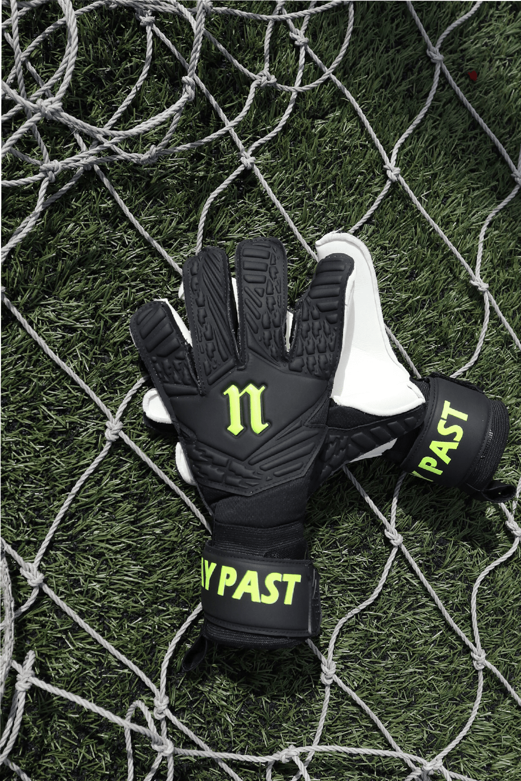 Classic Junior Goalkeeper Gloves