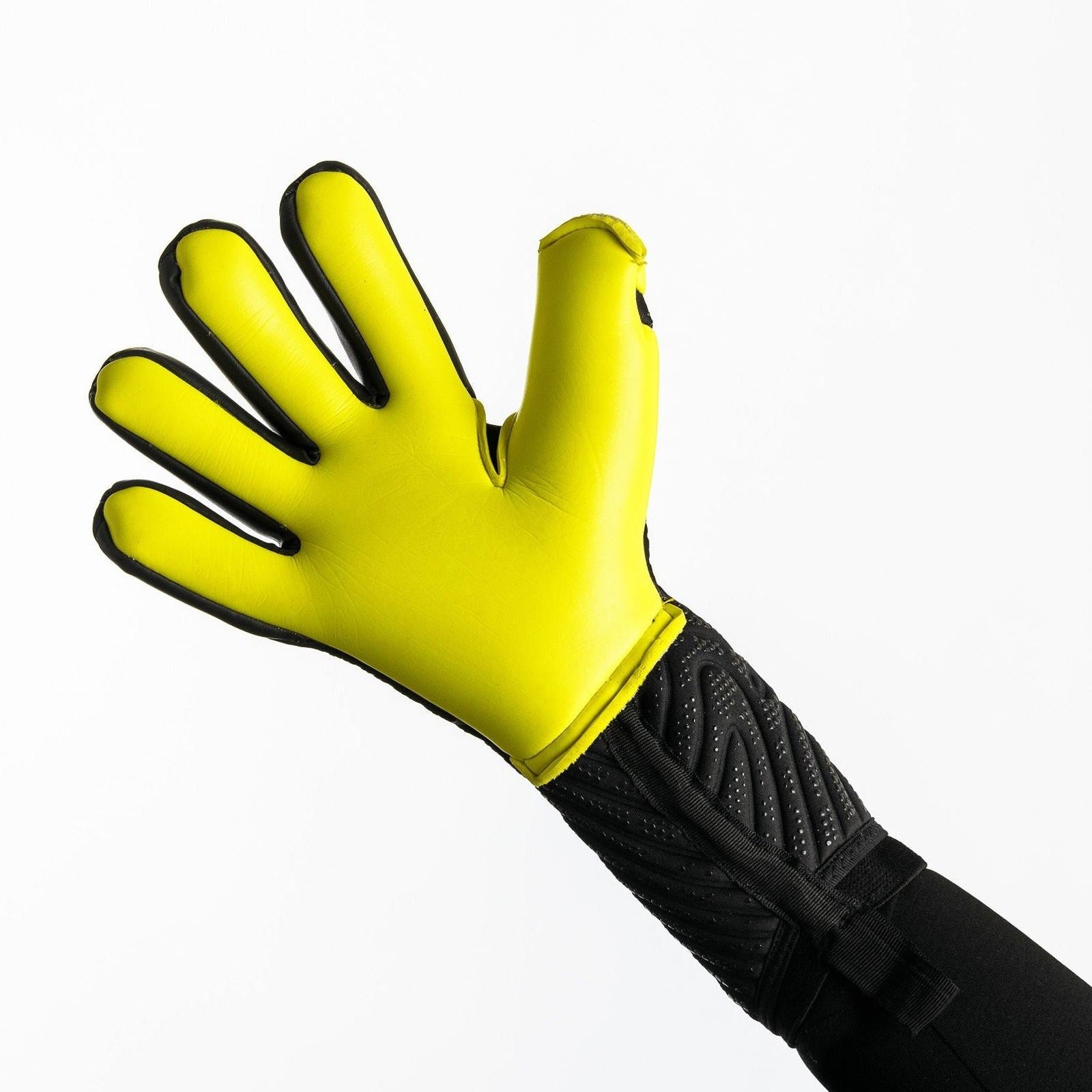 Nwp best sale goalkeeper gloves